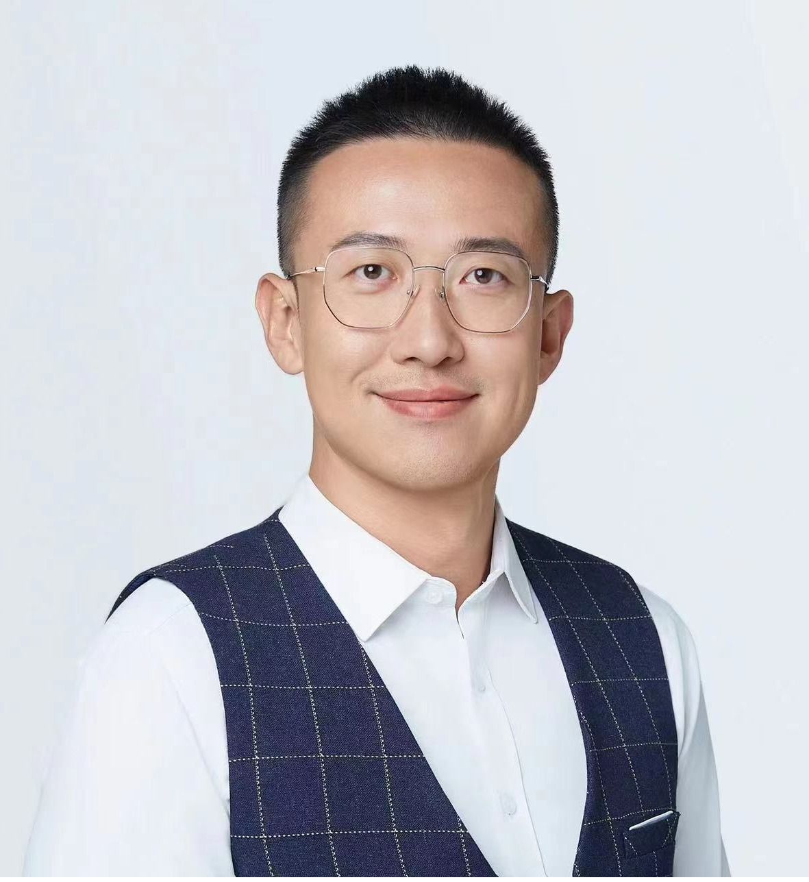 大发在线手机版（大中国区）创新论坛第一千五百八十九讲：机器学习在材料模拟设计中的应用研究