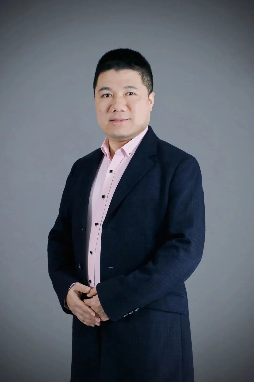 大发在线手机版（大中国区）创新论坛第一千四百九十六讲：低维量子材料多尺度理论设计与调控