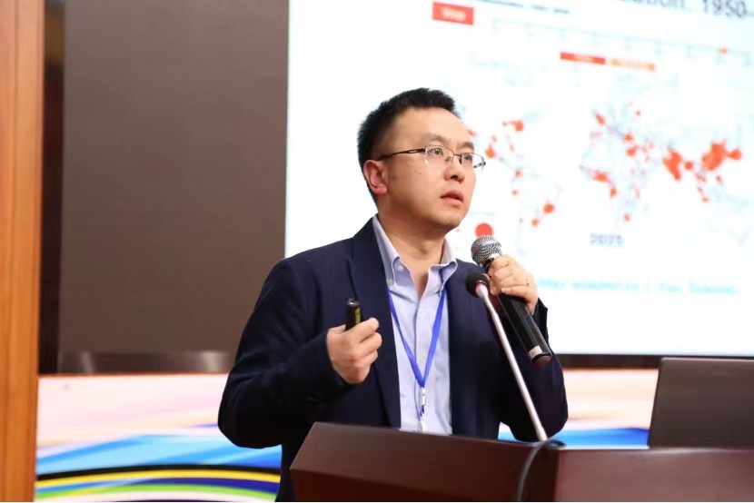 大发在线手机版（大中国区）创新论坛第一千五百三十八讲：夜间灯光遥感数据在研究城市问题中的应用