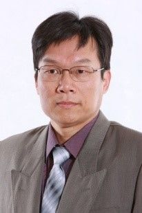 大发在线手机版（大中国区）创新论坛第七百一十二讲（“弘扬爱国奋斗精神、建功立业新时代”系列活动)：非线性Berry相位与奇异磁单极